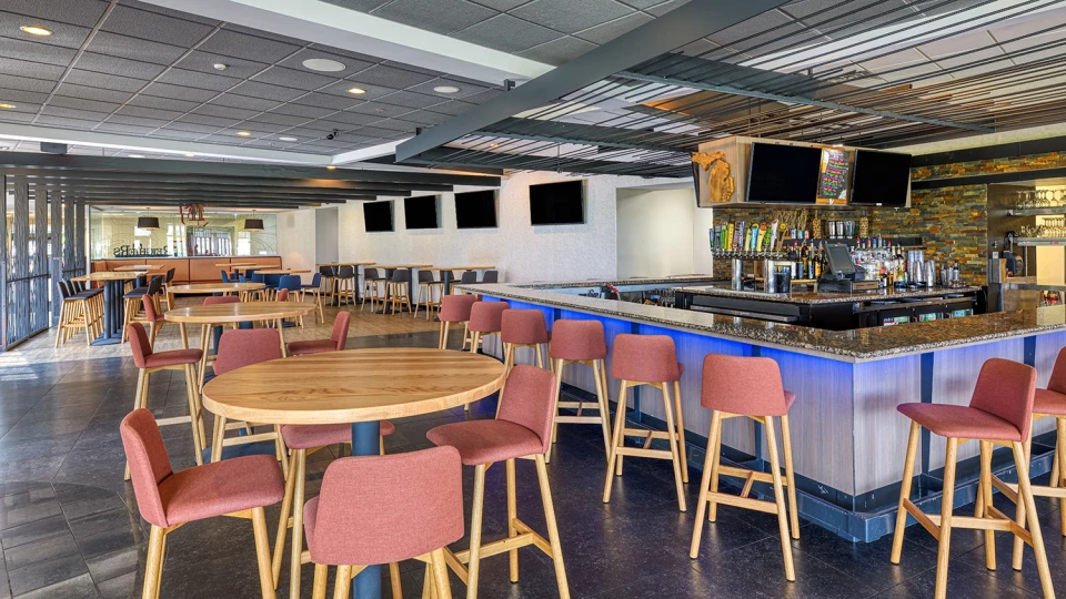 Freighters bar area update
