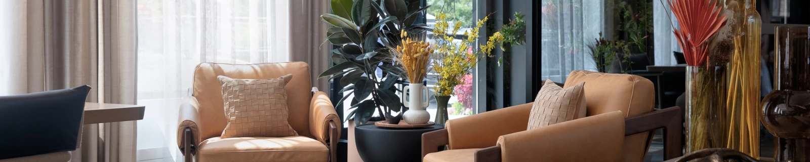 Ada Lobby Detail