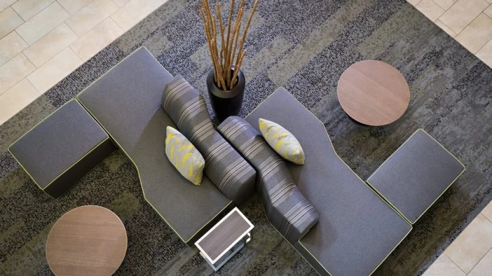CYGR Lobby Detail July2017