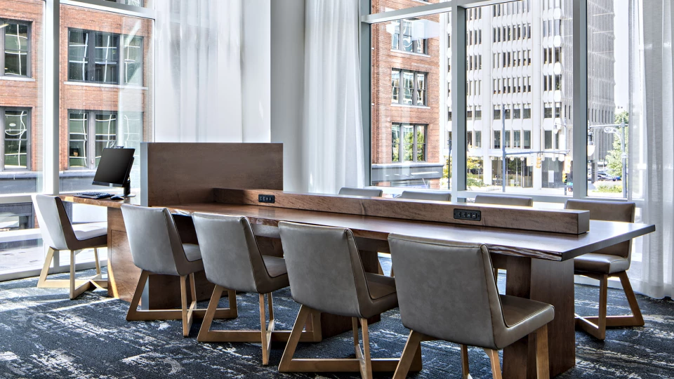 Hyatt Place GR business center Ham2019