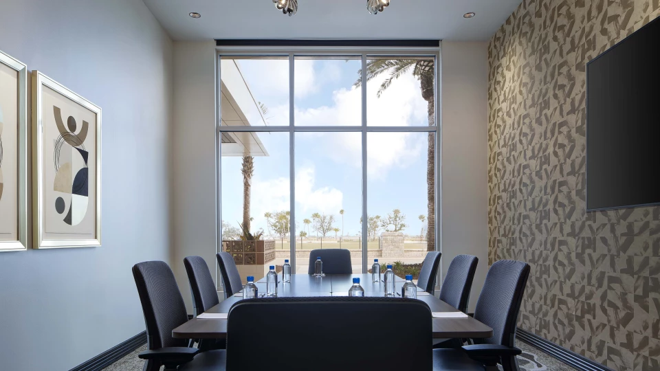 HEP Mc Intos Boardroom Conference Dec2025