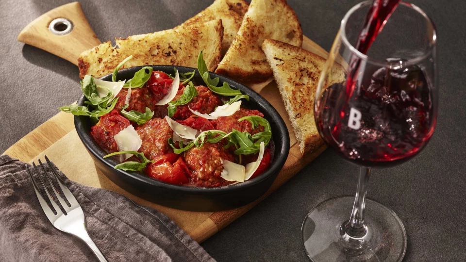 Cy skillet meatballs red win 17366 small